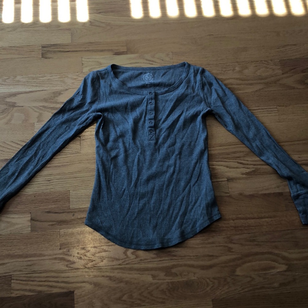 Button Ling Sleeve Shirt